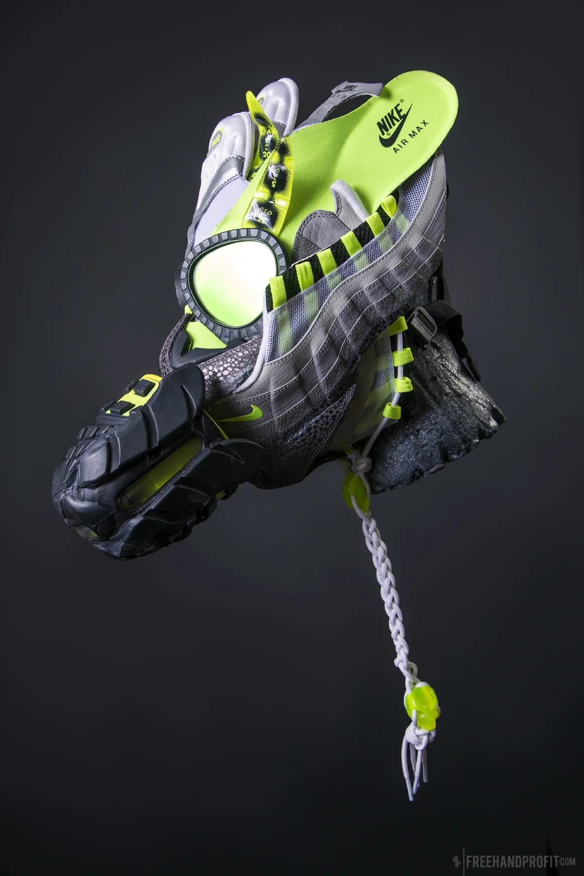 shoeuzi neon 95 sculpture アート エアマックス95 Shoeuzi 95 Neon Sculpture - SS21 - US